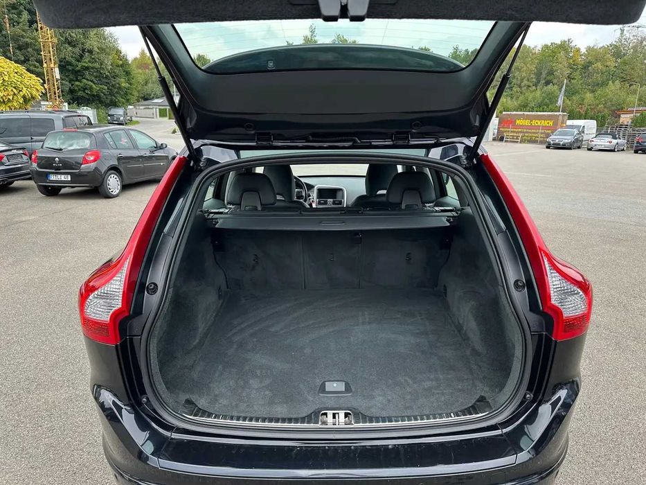 Volvo XC60 AWD ЄвроАвто