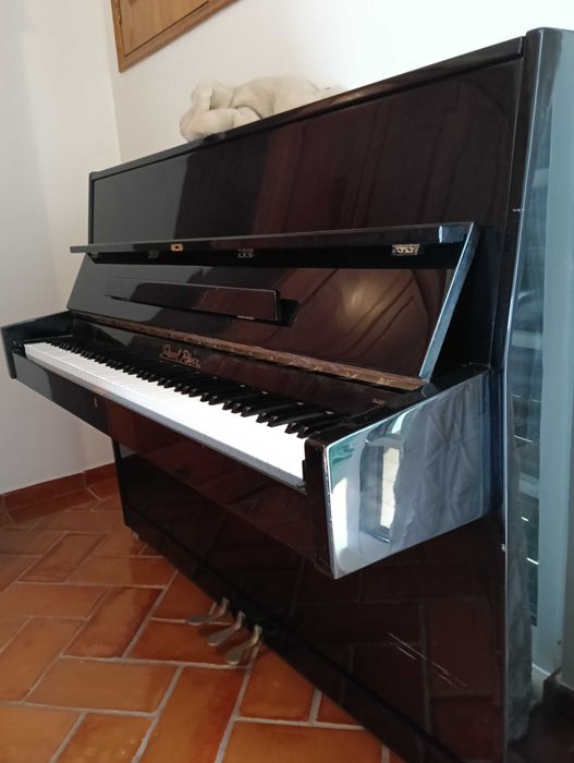 Piano vertical acustico