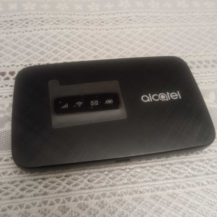 Роутер Alcatel  новый