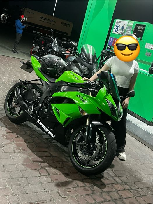 Kawasaki ninja zx6r ( Не Xonda , Suzuki , Yamaha )