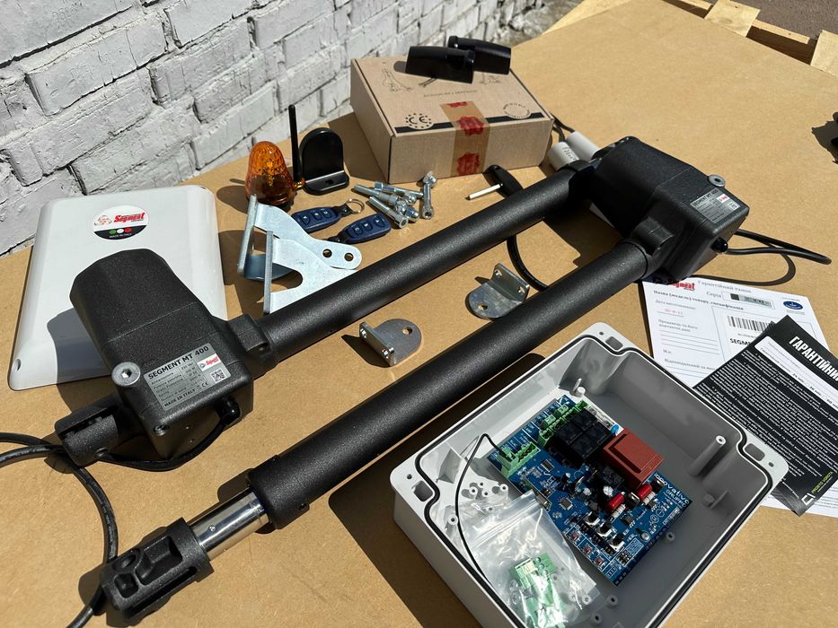 Автоматика на розпашні/распашные ворота, CAME FROG AE, Приводи