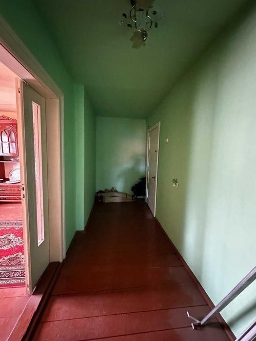 Продається 2 кімнатна квартира в м. Тячів