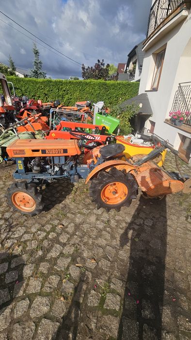 Kubota B6000 4x4 mini traktorek japoński ogrodniczy yanmar iseki hako mitsubishi hinomoto ursus