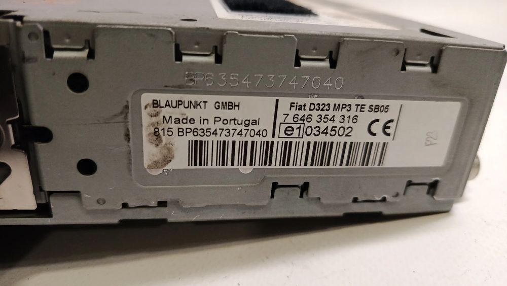Rádio / auto-rádio FIAT Linea (323_)