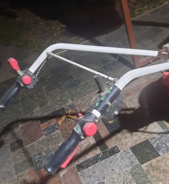 Продам мотоблок- культіватор