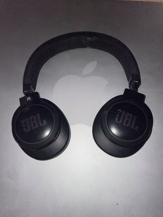 Sluchawki JBL LIVE 660NC
