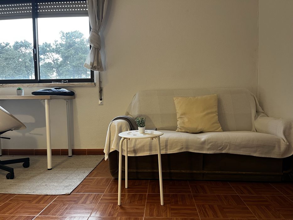 Suite em moradia com jardim