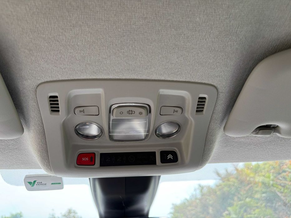 Citroen C3 1.2 PureTech Shine - 110cv Full Extras, Keyless