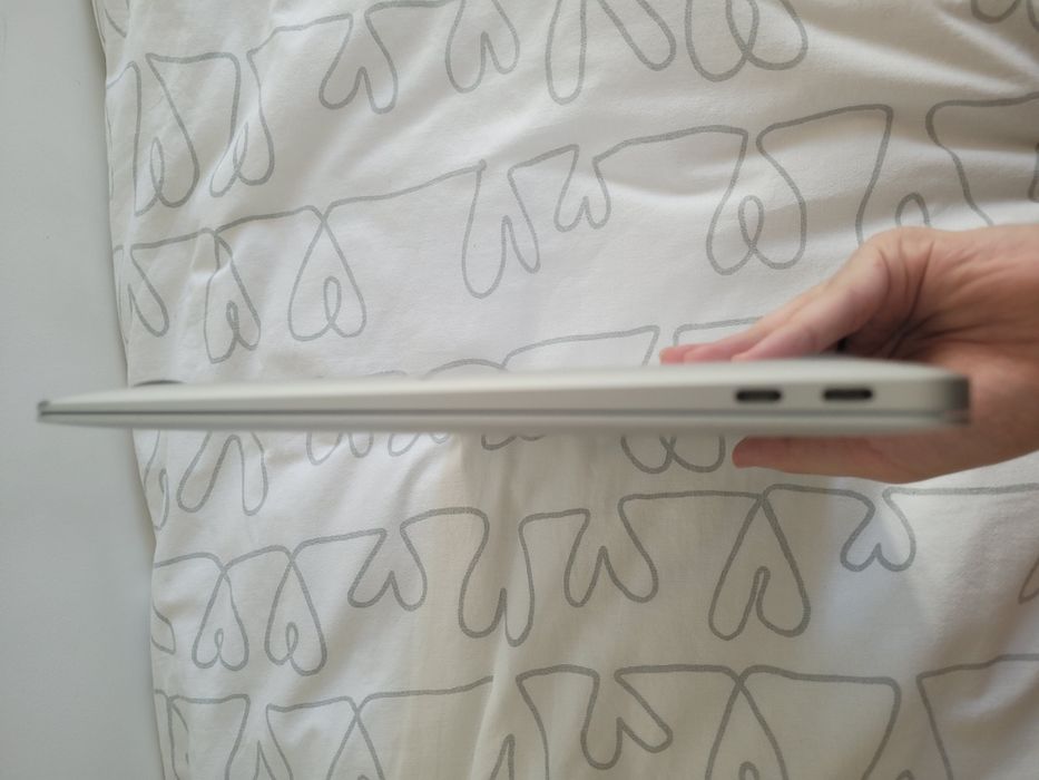 Macbook air a2179 2020r