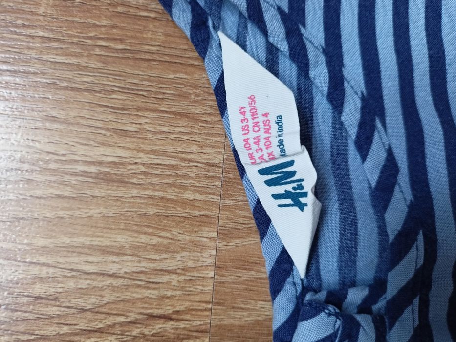 Sukieneczka rozmiar 104 cm