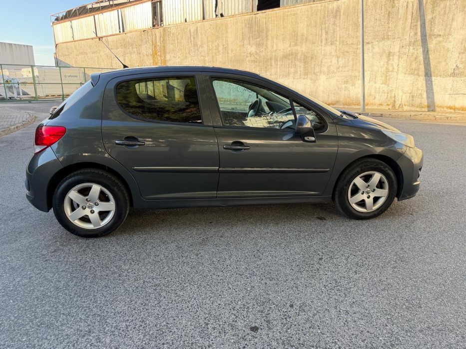 Peugeot 207 1.4
