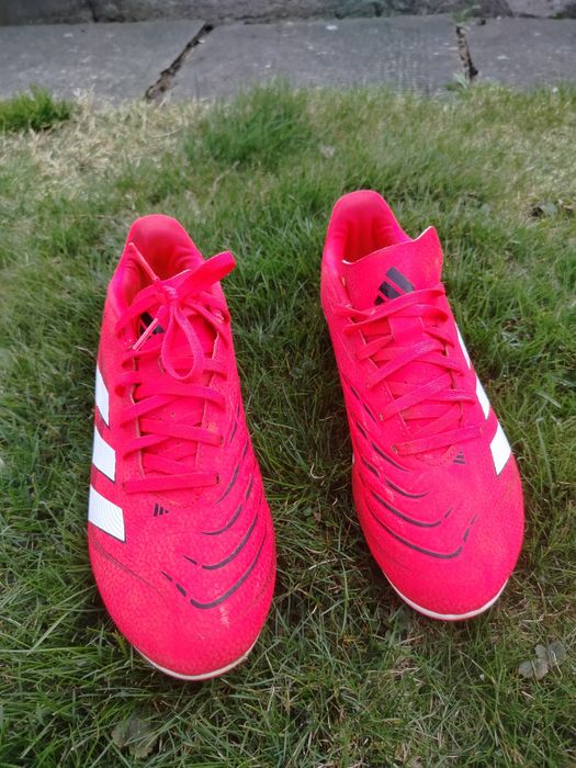 Korki Adidas ( Protector) orginał rozm. 42