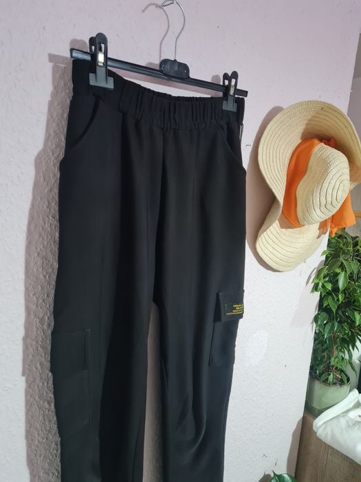 Spodnie dresowe damskie czarne L/XL