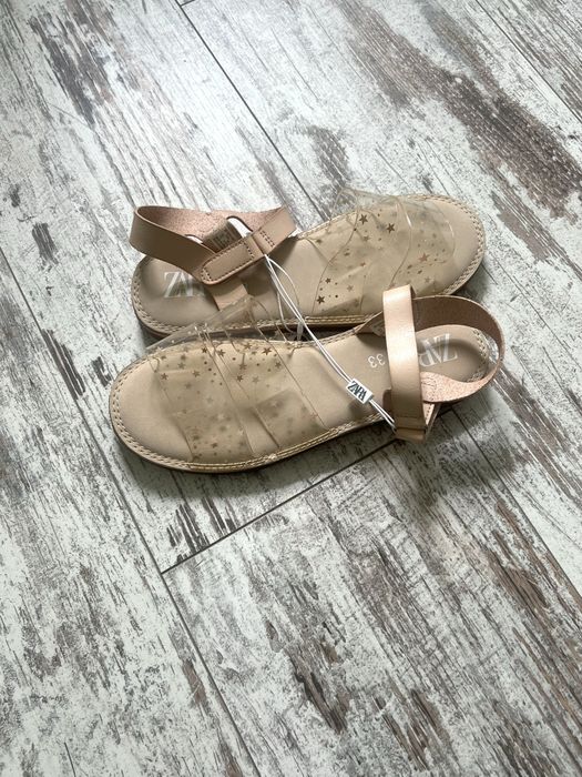 Босоніжки Zara 33 розмір