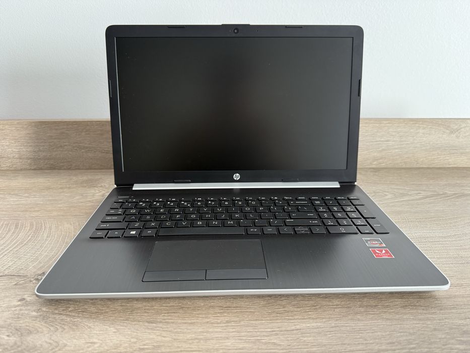 Laptop HP model 15-db1033nw