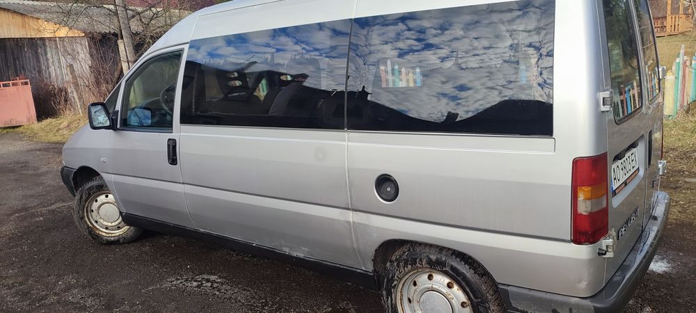 Продам Пежо експерт пасажир
