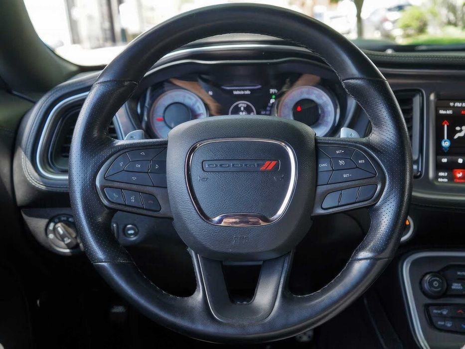 Dodge Challenger      2020