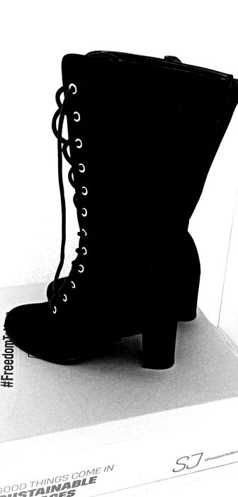 Botas Novas 38 pretas
