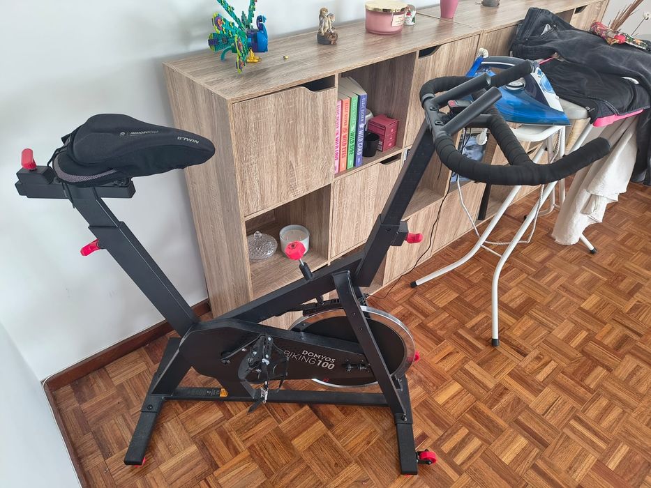 Bicicleta de ginástica