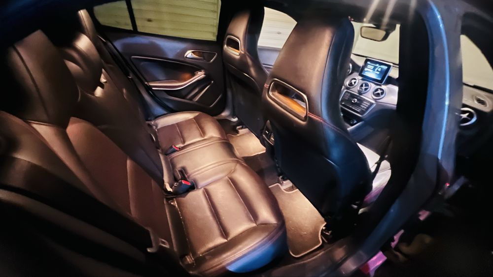 Mercedes GLA 180 CDI(Aut) - versao AMG Excelente Estado