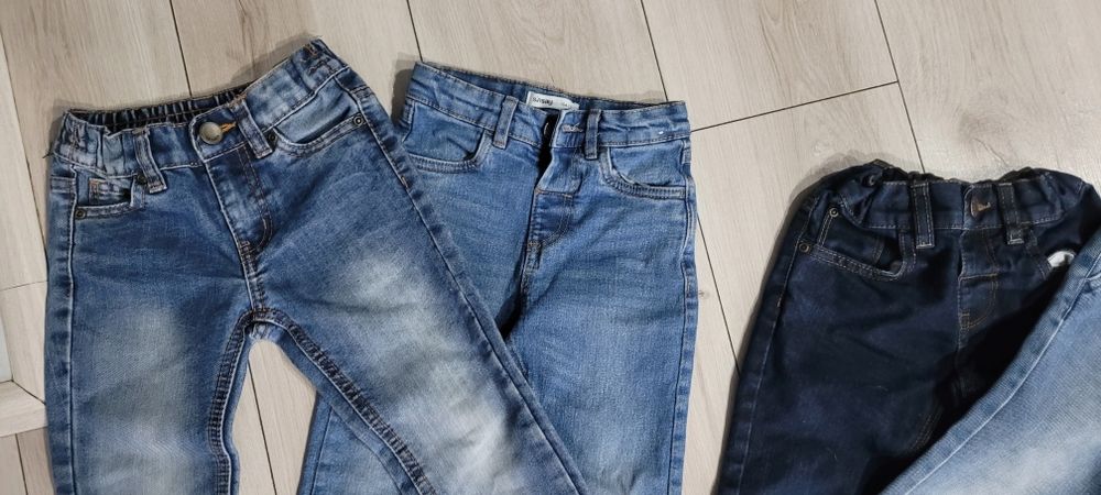 Jeansy 104 spodnie chłopięce