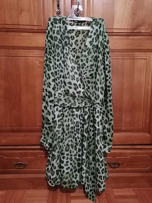 Vestido tigresa novo Zara