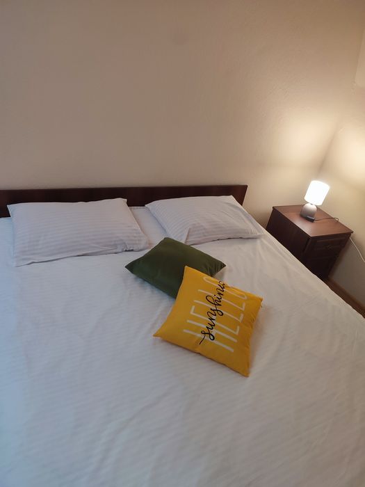 DOBA - Центр з 2 спальнями. 5 місць. Завжд тепла !