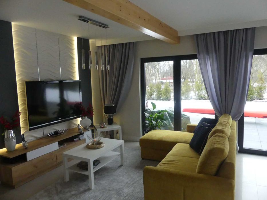 Domek Bielik z jakuzzi  nad jeziorem w Lubniewicach