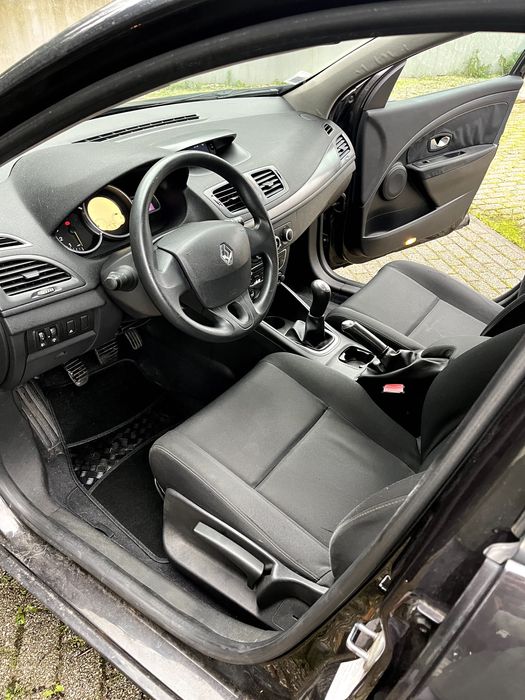 Renault Mégane III 1.5 dCi (85cv) – Estimado e com Revisão Feita