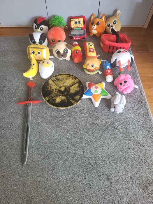 Sprzedam zabawki z biedronki