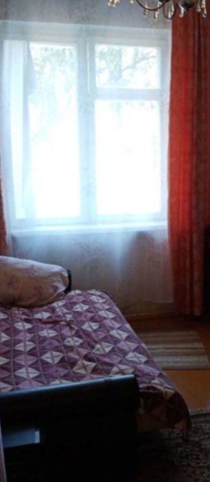 Здаеться житло для хлопця на Гамалея . Ціна вже з платежами.