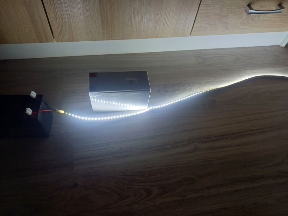 Продаж  Акб 12v7A