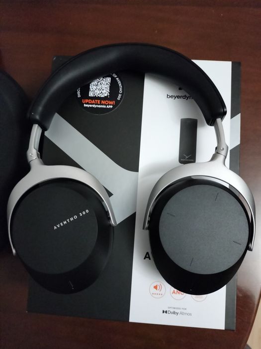 Блютуз навушники Beyerdynamic Aventho 300