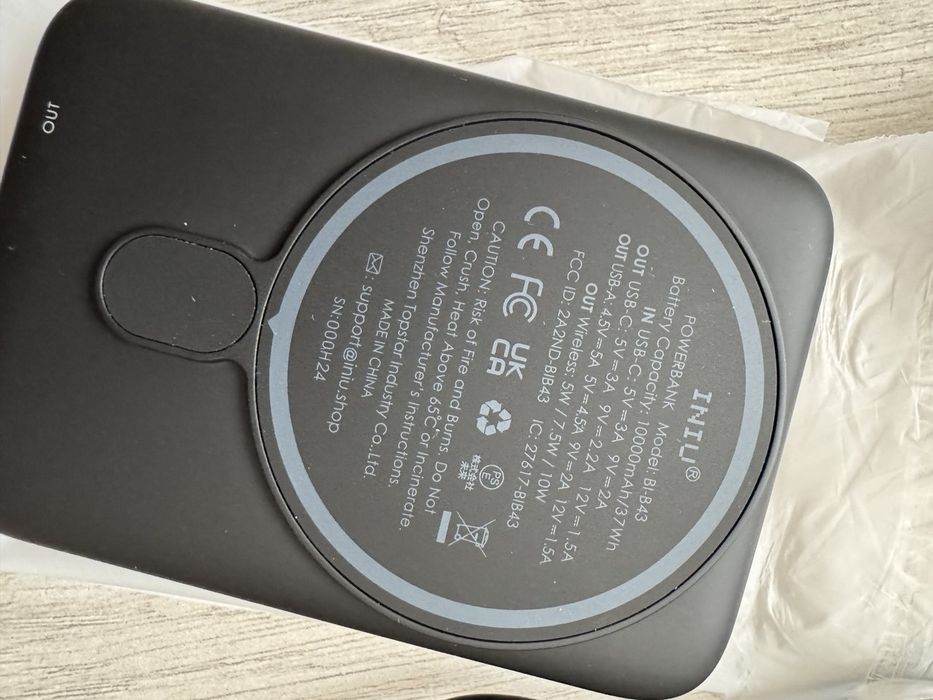 INIU зовнішній акумулятор 10000 мАг, Qi2 MagSafe, PD 30W, для iPhone