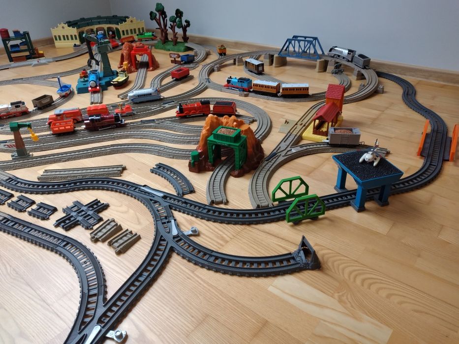 Tomek i przyjaciele - Mega zestaw kolejek - trackmaster