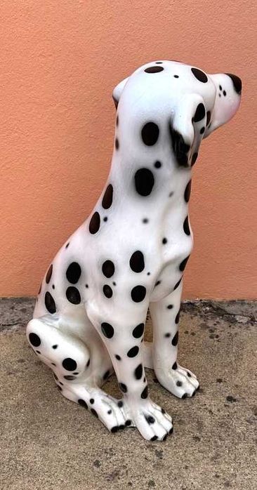 cão de louça dálmata em faiança de alcobaça
