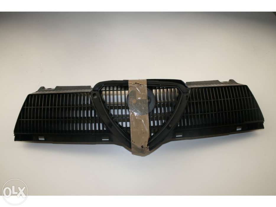 Grelha frontal alfa romeo 155 1.7 / 1.8 / 2.0 nova