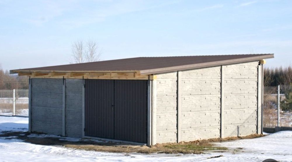 Garaże, budynki, ogrodzenia betonowe