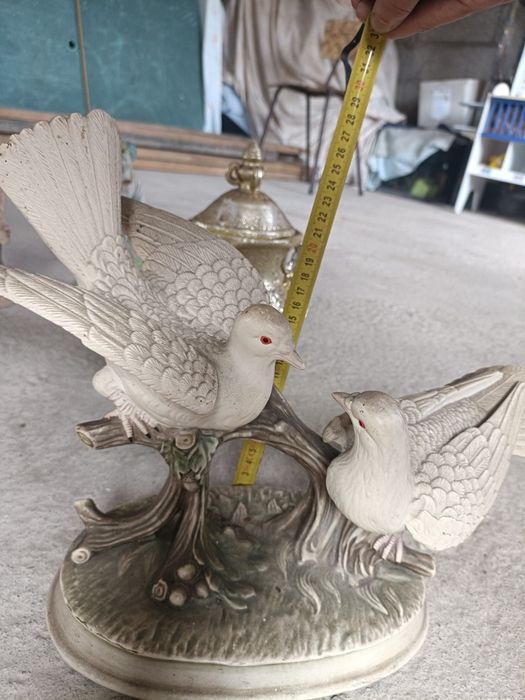 Estátuas diversas decoração