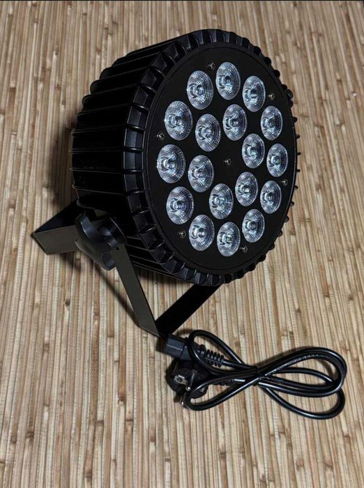 Світло для весільних вечірок ZQ-01510 10Wx18 RGBW