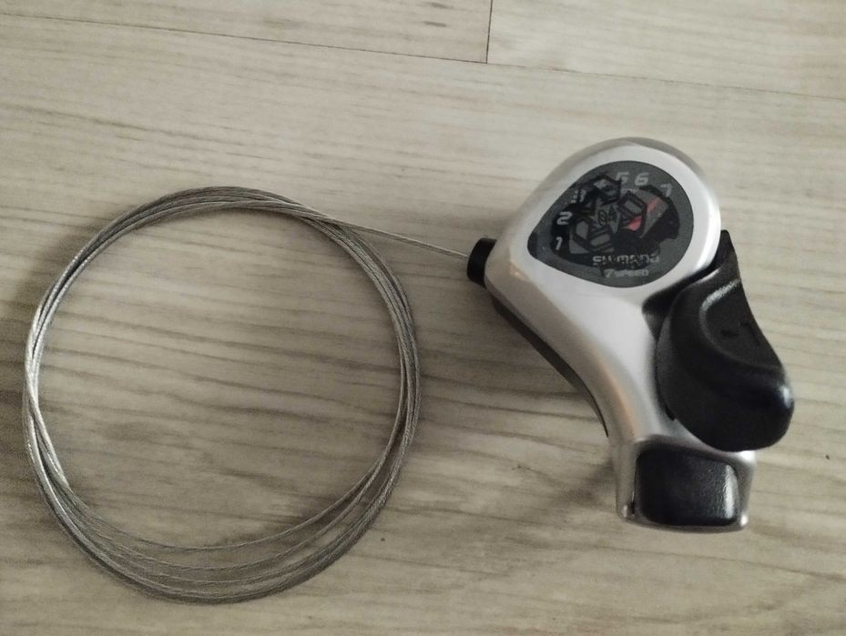 Manetka przerzutki Shimano SL-TX50 7-rzędowa  prawa z linką