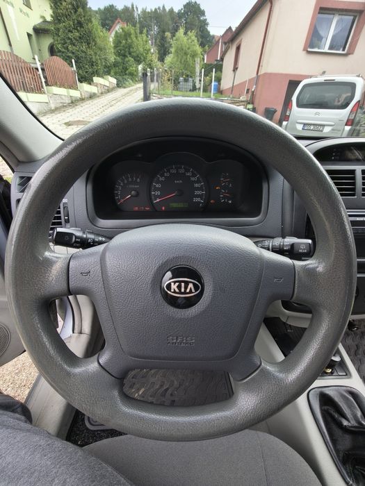 Kia Cerato przegląd i OC do lipca 2027