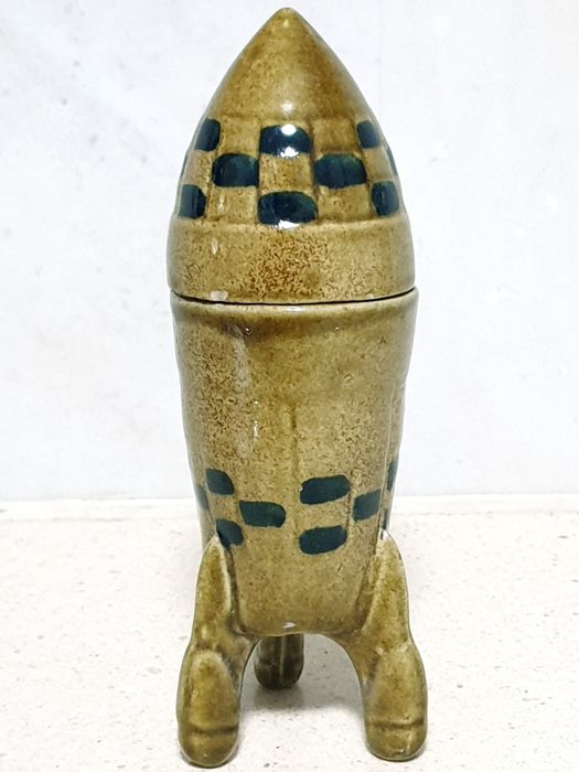 Antiga garrafa de pequeno foguetão em grés  dos anos 50