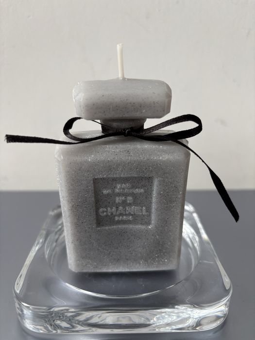 Świeczka logowana CHANEL