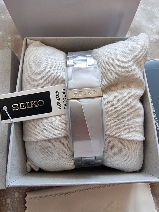 Nowy zegarek Seiko czerwony - Dowód zakupu