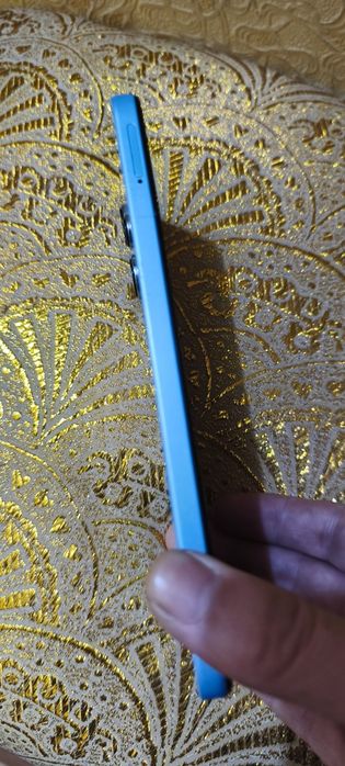 Продам Redmi 12 8+8/256