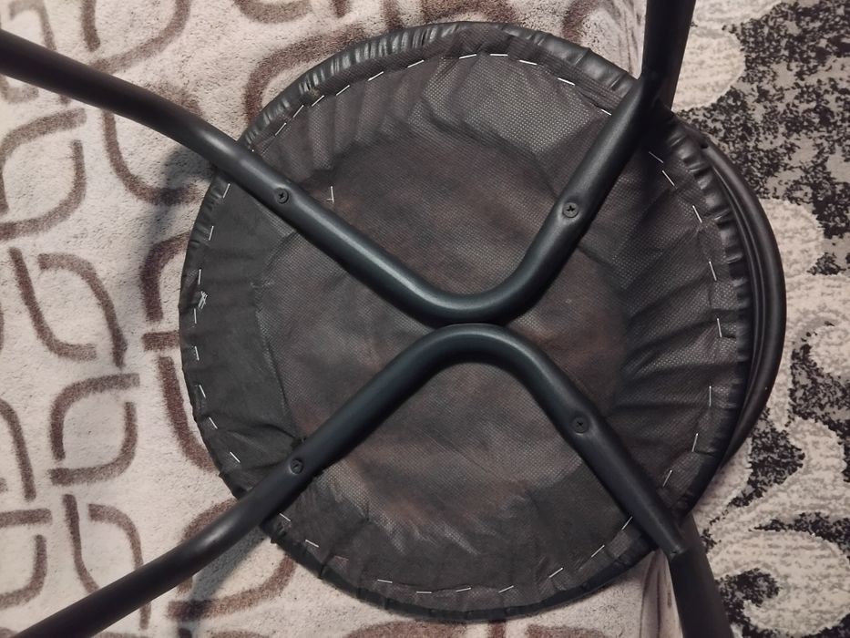 Продам стулья для кафе или кухни.