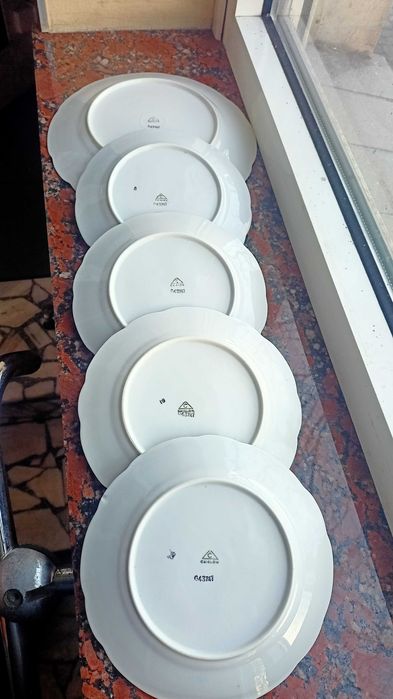 Komplet duży talerz + 4 talerzyki wzór 520 Ćmielów lata 30-te