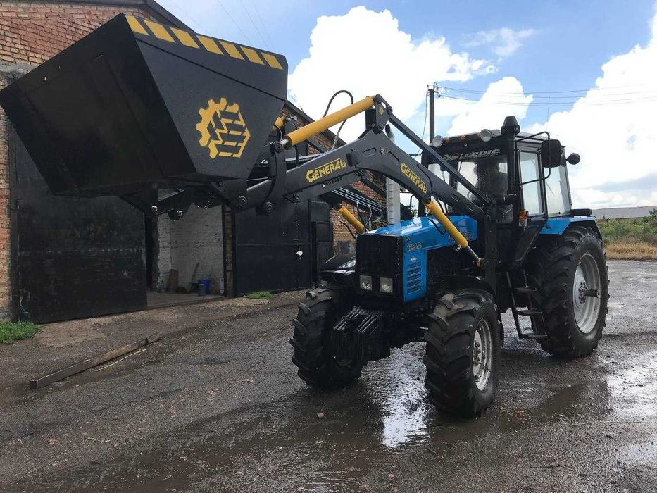 Фронтальний навантажувач КУН на трактор GENERAL X для МТЗ-1221