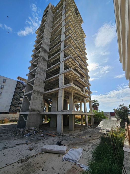 Продается комплекс у моря первая линия Алания Махмутлар.